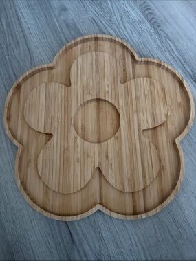 Natural Life brand Flower-Shaped wood charcuterie board